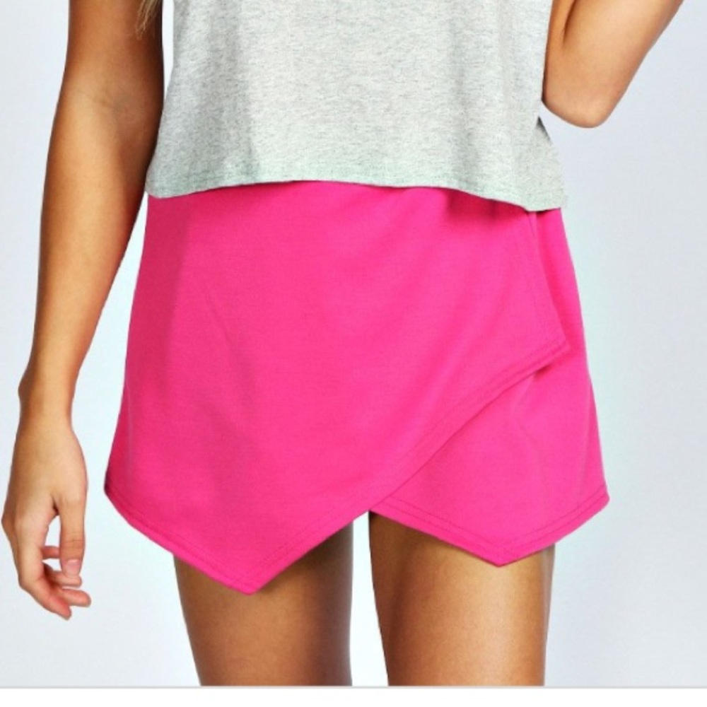 Envelope skort hot pink